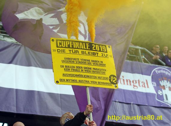 FAK-Fans sprachen sich gegen ein Finale im heimischen Stadion aus.<br />Bild: Austria80.at“><figcaption>FAK-Fans sprachen sich gegen ein Finale im heimischen Stadion aus.<br />Bild: Austria80.at</figcaption></figure>
<figure><img decoding=