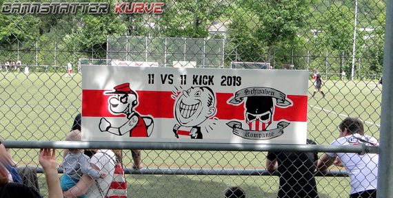 Auf dem Großfeld traten am vergangenen Wochenende die Stuttgarter Ultràgruppen gegeneinander an.<br />Bild: Cannstatter-Kurve.de”><figcaption>Auf dem Großfeld traten am vergangenen Wochenende die Stuttgarter Ultràgruppen gegeneinander an.<br />Bild: Cannstatter-Kurve.de</figcaption></figure>
<figure><img decoding=