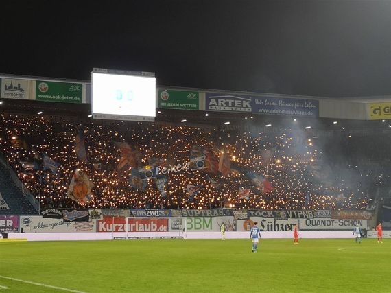 <br />Bild: ChemieHalle.de”><figcaption>Bild: ChemieHalle.de</figcaption></figure>
<figure><img decoding=