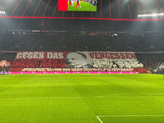 Die Choreografie aus einer anderen Perspektive.<br />Bild: privat”><figcaption>Die Choreografie aus einer anderen Perspektive.<br />Bild: privat</figcaption></figure>
<figure><img decoding=