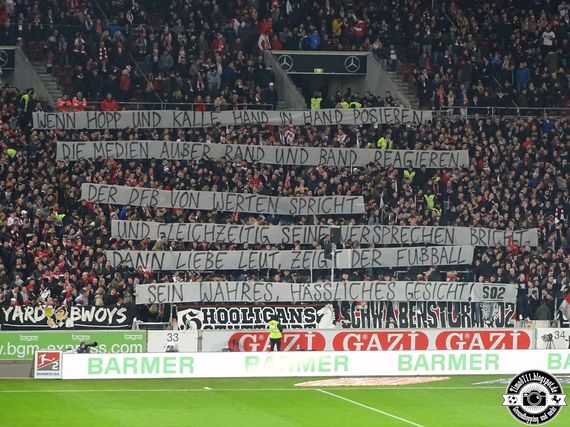 Ein Spruchband vom Schwabensturm. Bild: timo0711.blogspot.de