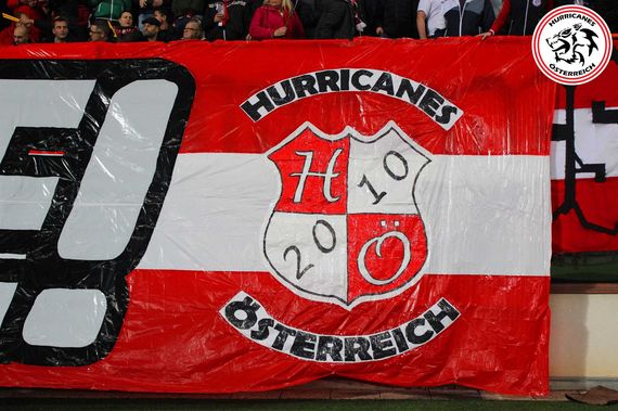 Die Hurricanes Österreich treten bei Länderspielen vorerst nicht mehr als Gruppe auf.<br />Bild: www.hurricanes-oesterreich.com“><figcaption>Die Hurricanes Österreich treten bei Länderspielen vorerst nicht mehr als Gruppe auf.<br />Bild: www.hurricanes-oesterreich.com</figcaption></figure>
            </div>

                    </article>

                <section class=