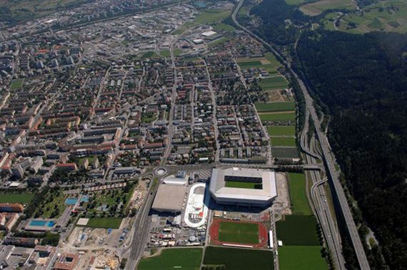 Das Tivoli Stadion in Innsbruck aus Luft fotografiert.<br />Bild: Euroluftbild.de“><figcaption>Das Tivoli Stadion in Innsbruck aus Luft fotografiert.<br />Bild: Euroluftbild.de</figcaption></figure>
            </div>

                    </article>

                <section class=