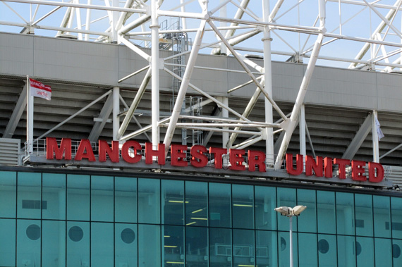 An den gestrigen Protesten war ein Querschnitt der Fanszene von Manchester United beteiligt.<br />Bild: Bastian Trojahn“><figcaption>An den gestrigen Protesten war ein Querschnitt der Fanszene von Manchester United beteiligt.<br />Bild: Bastian Trojahn</figcaption></figure>
            </div>

                    </article>

                <section class=