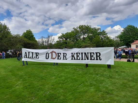 Dynamo-Fans im Großen Garten in Dresden. Bild: Ruhestörer