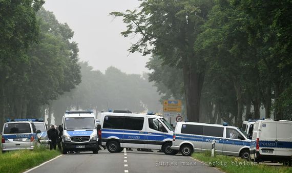 RWE-Fans in Wegberg. Bild: Fuppes muss dreckig bleiben