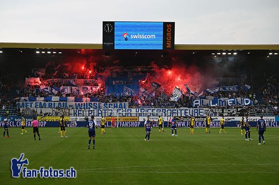 FC Luzern-Fans beim Heimspiel gegen Bern.<br />Bild: fcl.fan-fotos.ch“><figcaption>FC Luzern-Fans beim Heimspiel gegen Bern.<br />Bild: fcl.fan-fotos.ch</figcaption></figure>
<figure><img decoding=