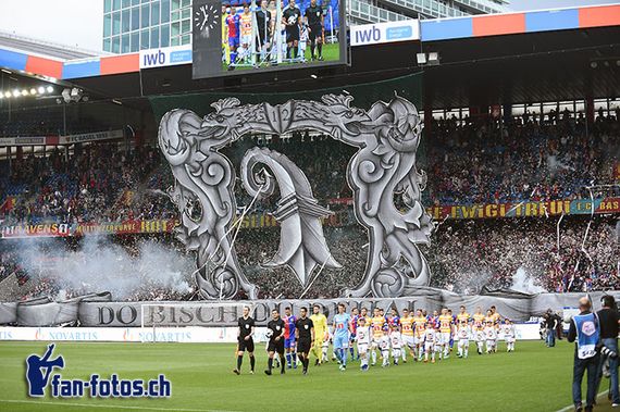 Ab morgen gibt es wieder organisierten Support in der Muttenzerkurve.<br />Bild: fcl.fan-fotos.ch“><figcaption>Ab morgen gibt es wieder organisierten Support in der Muttenzerkurve.<br />Bild: fcl.fan-fotos.ch</figcaption></figure>
<figure><img decoding=