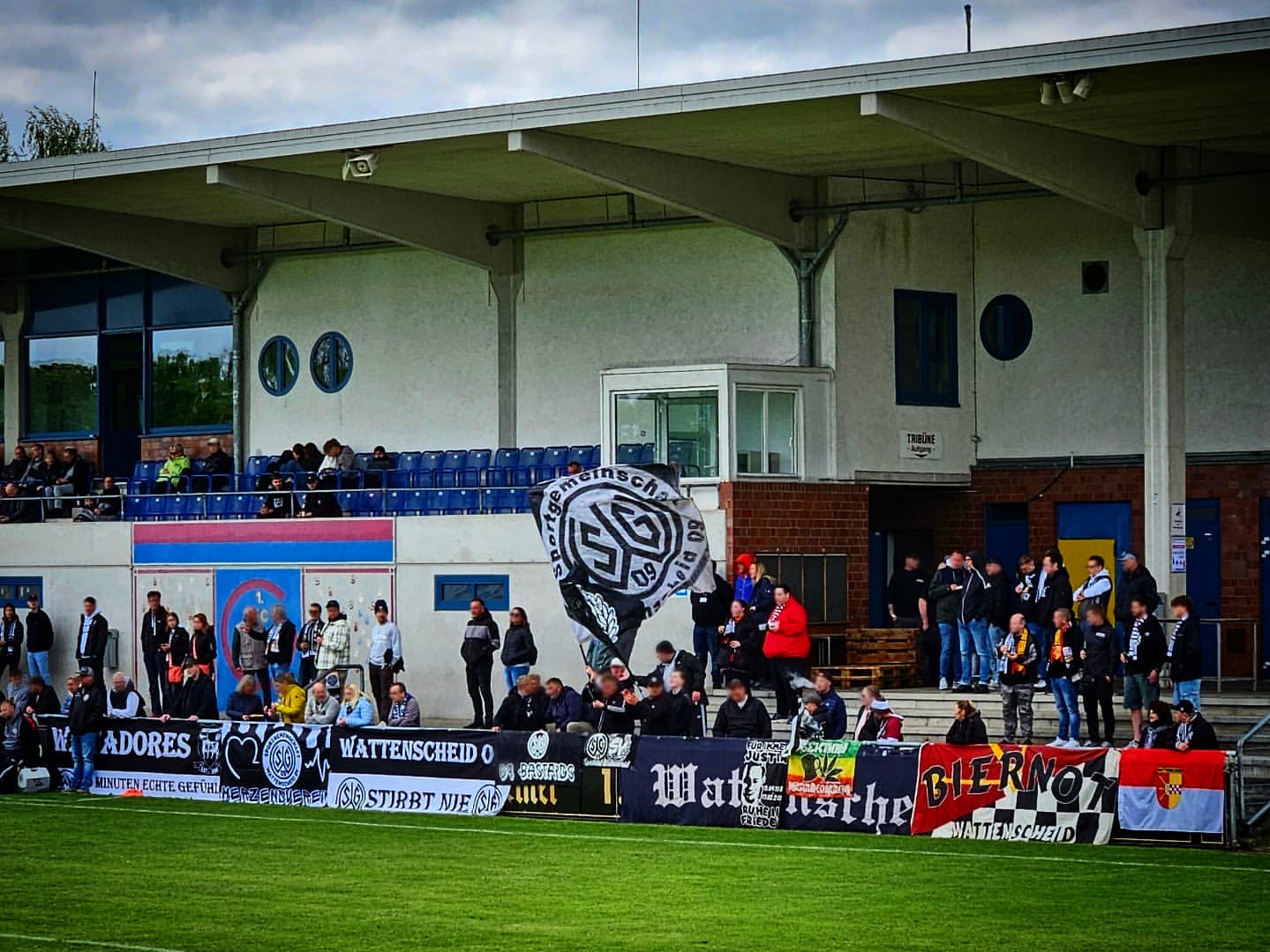 1. FC Gievenbeck – SG Wattenscheid 09 1-1 (3)