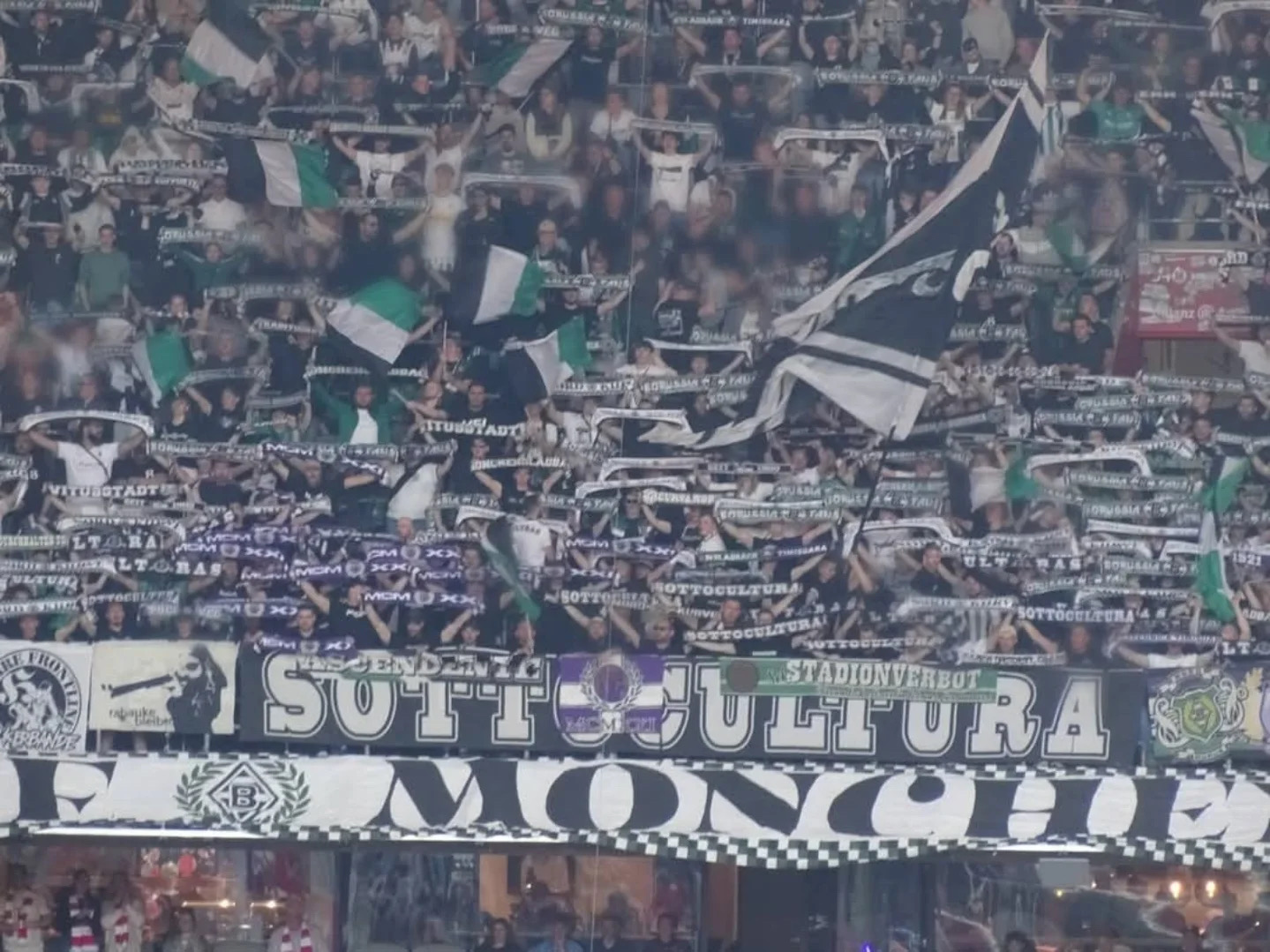 FC Bayern München – Borussia Mönchengladbach 2-0 (3)