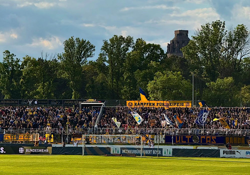 1. FC Lok Leipzig – FC Erzgebirge Aue 6:5 n.E. (3)