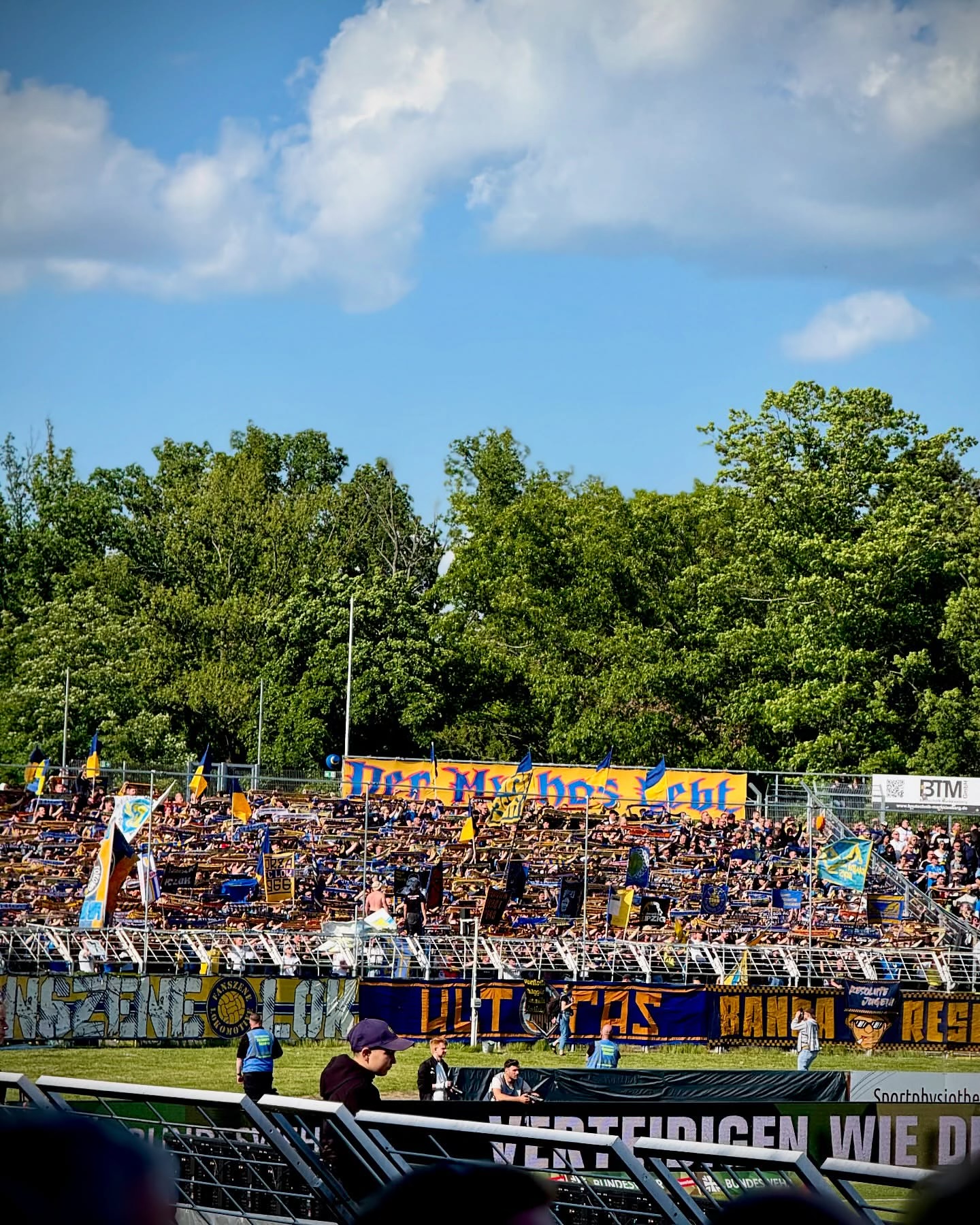 1. FC Lok Leipzig – FC Erzgebirge Aue 6:5 n.E. (7)