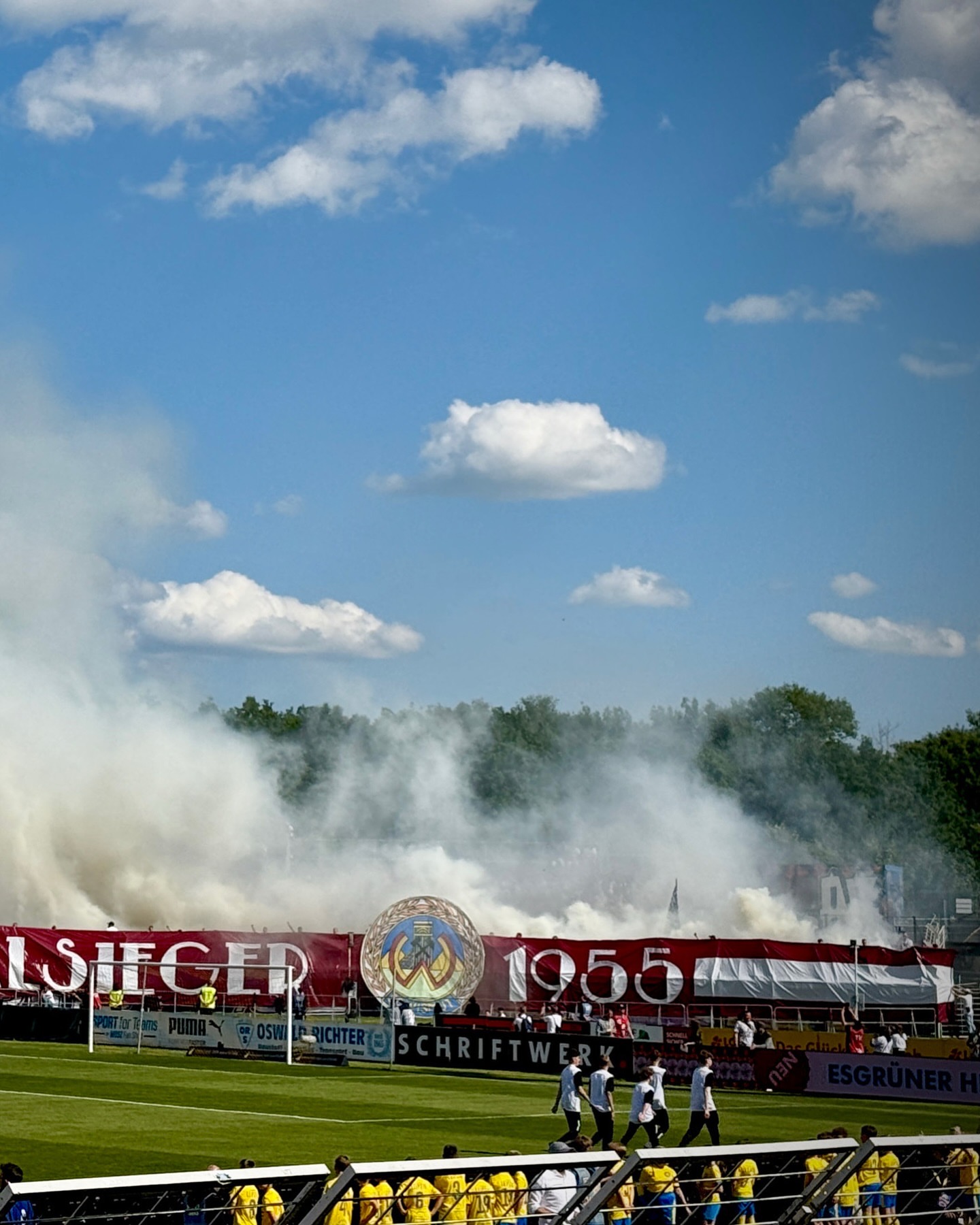 1. FC Lok Leipzig – FC Erzgebirge Aue 6:5 n.E. (3)