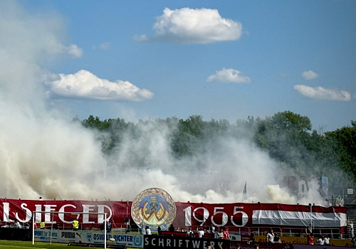 1. FC Lok Leipzig – FC Erzgebirge Aue 6:5 n.E. (7)