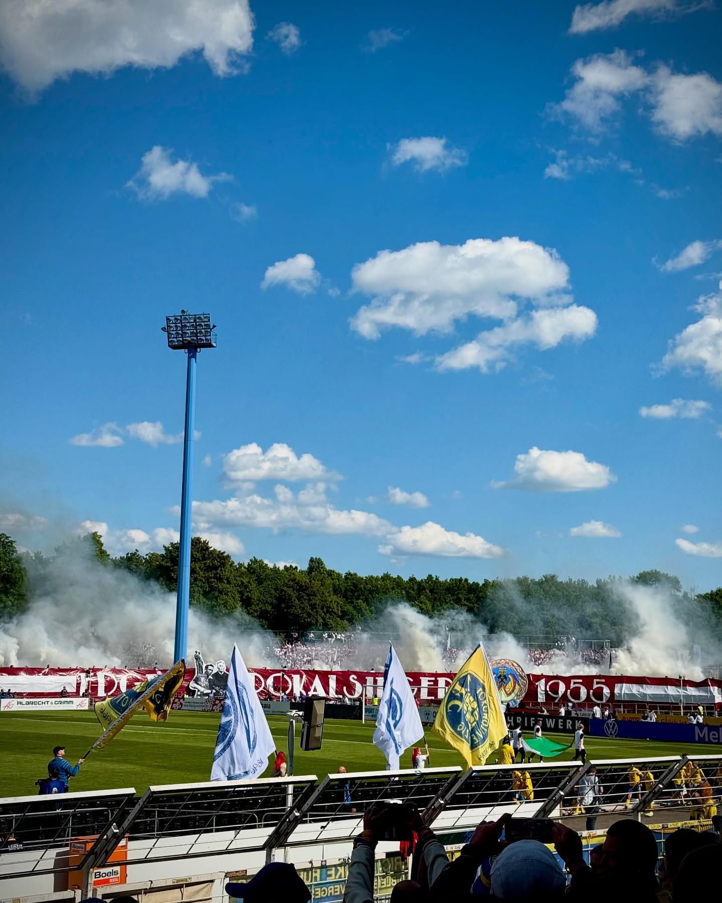 1. FC Lok Leipzig – FC Erzgebirge Aue 6:5 n.E. (9)