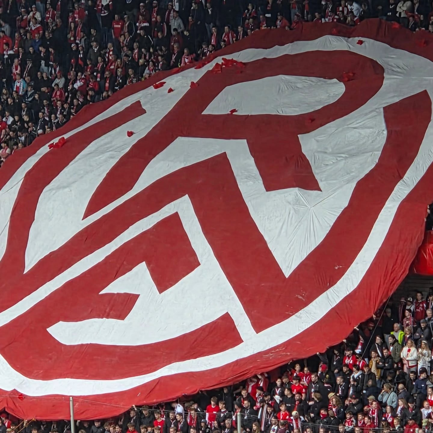 MSV Duisburg – Rot-Weiss Essen 1-2 (7)