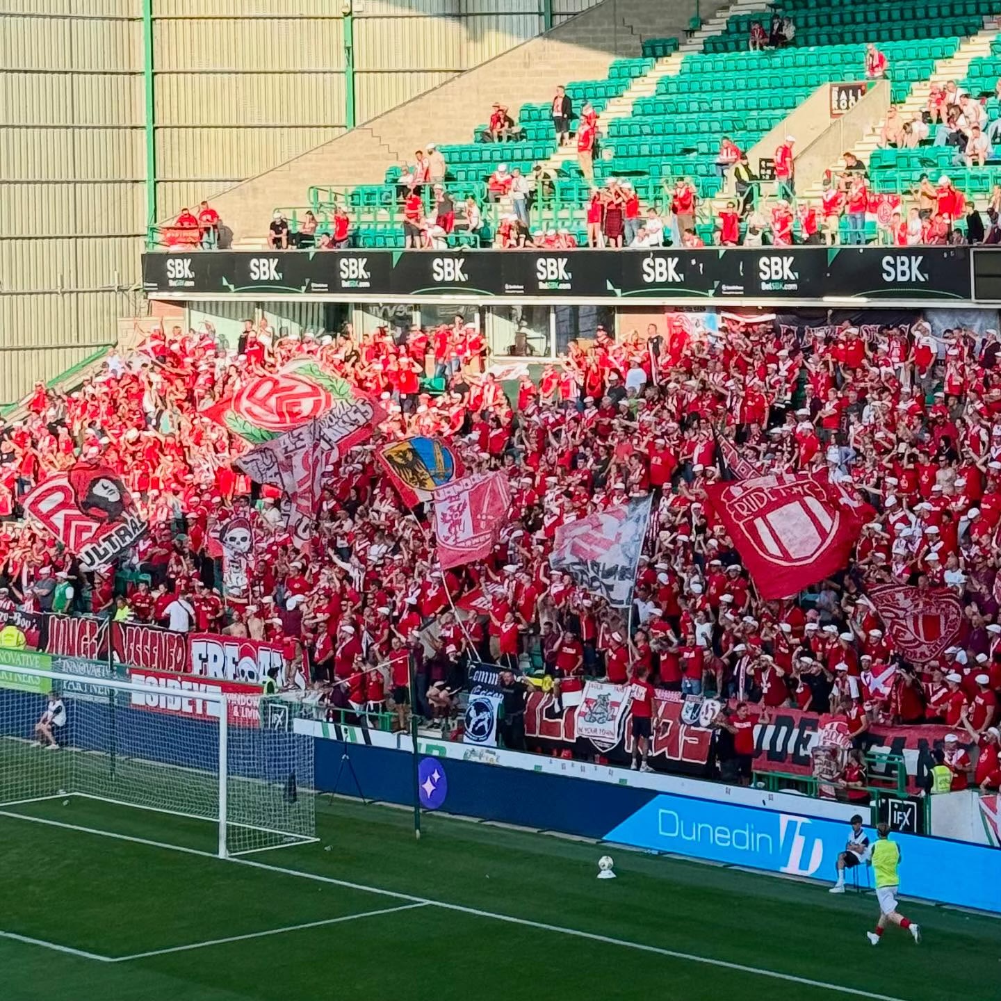 Hibernian FC – Rot-Weiss Essen 3-2 (7)