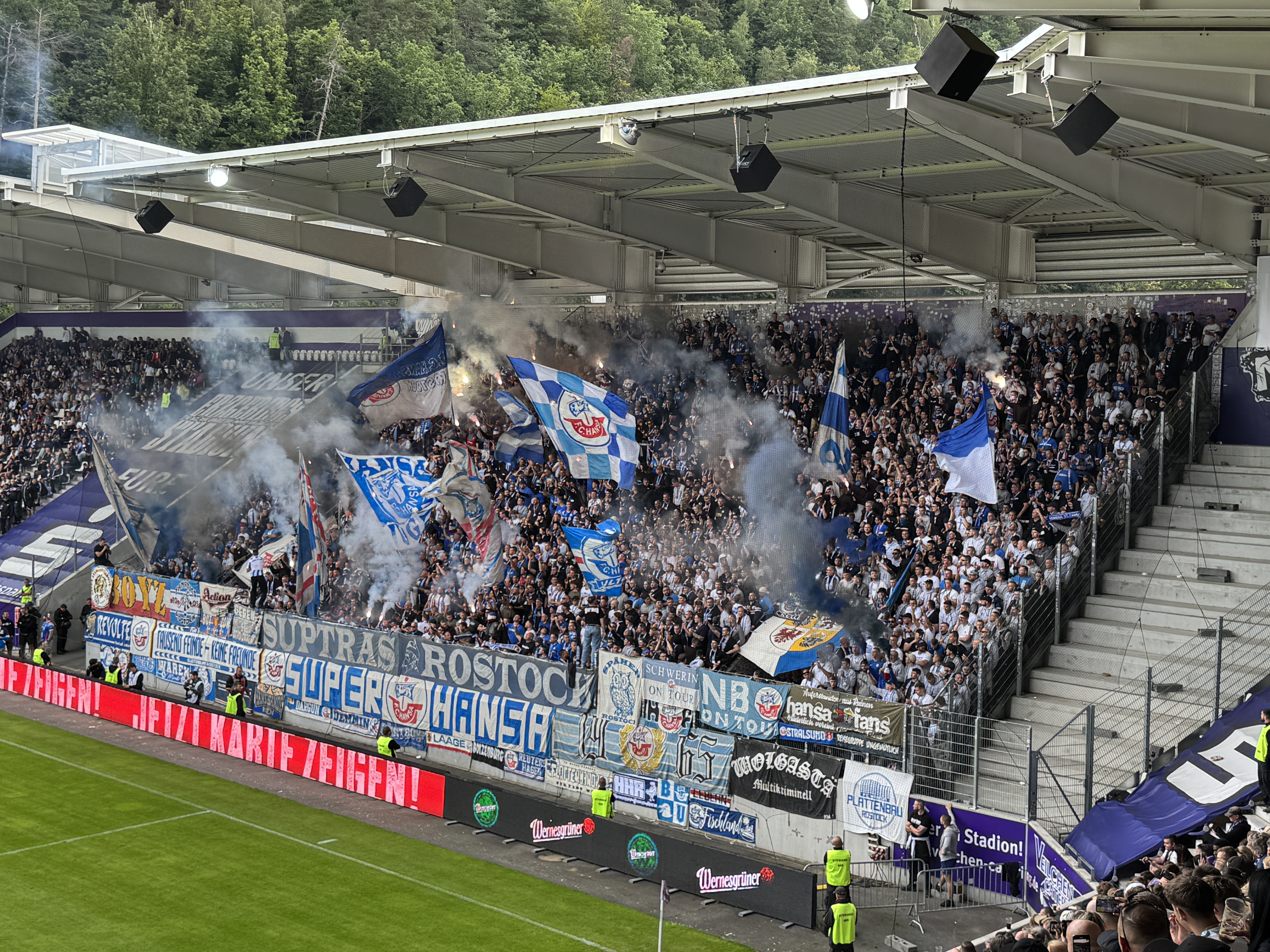 FC Erzgebirge Aue – FC Hansa Rostock 0-0 (9)