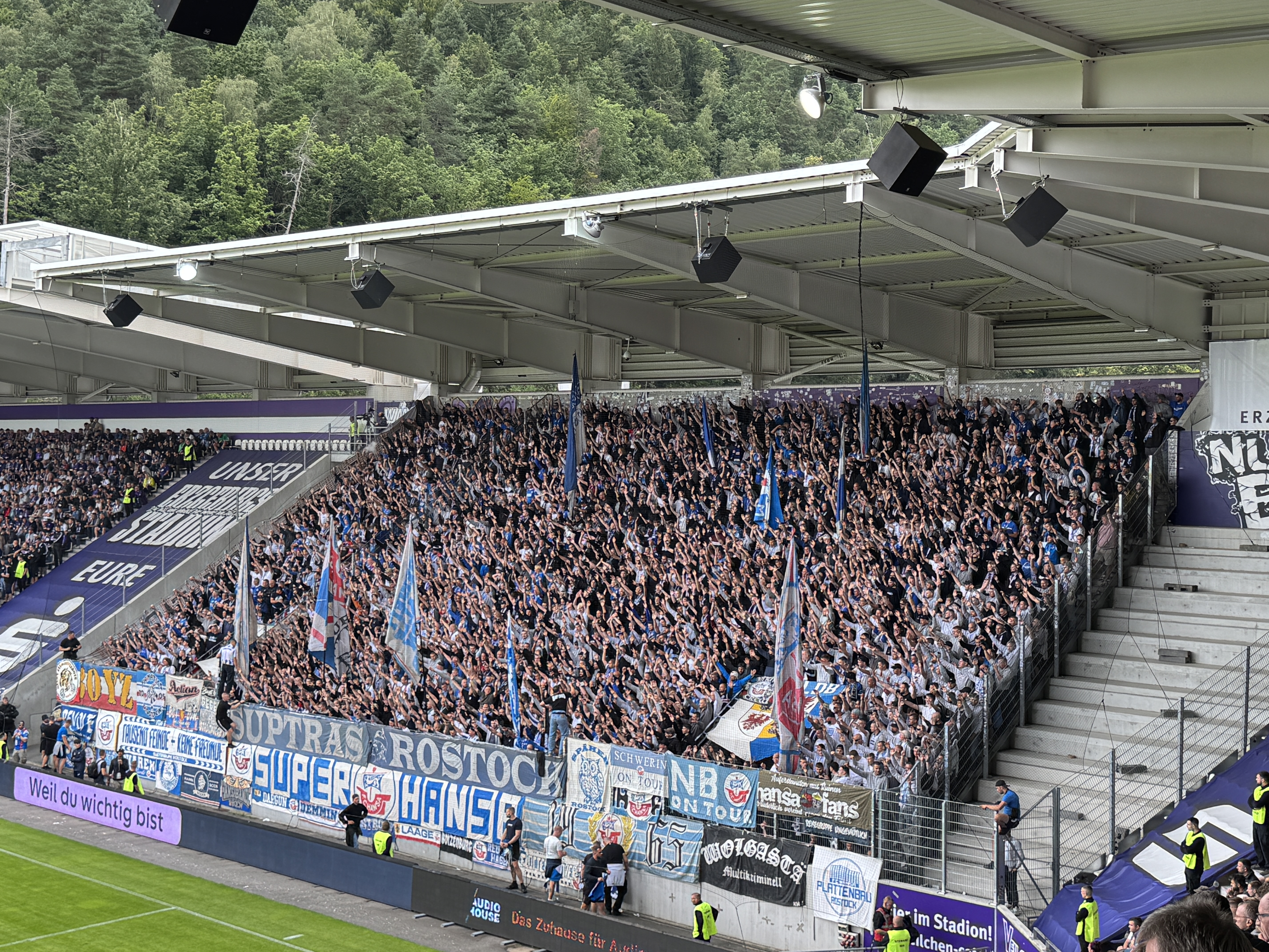 FC Erzgebirge Aue – FC Hansa Rostock 0-0 (10)