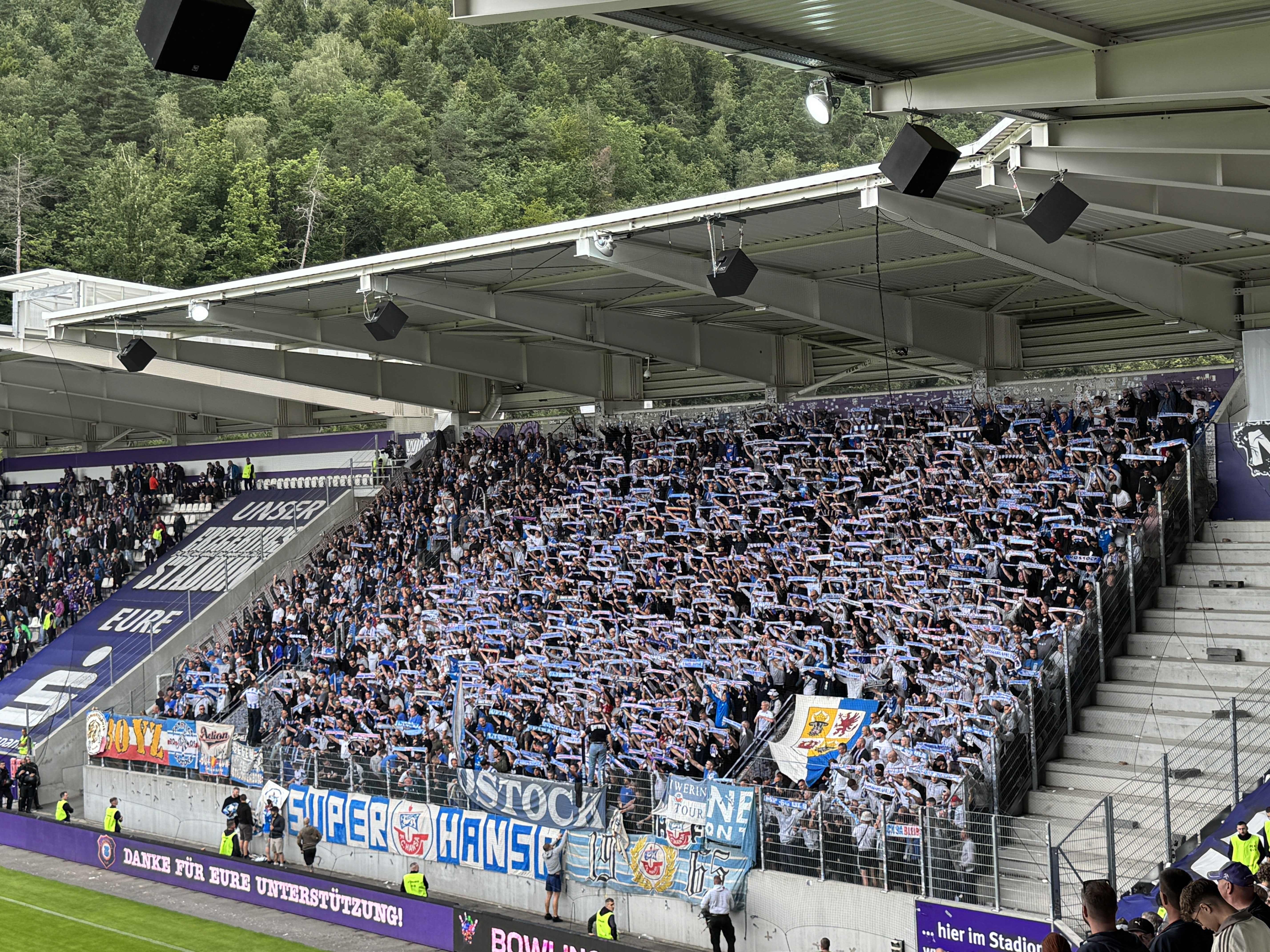 FC Erzgebirge Aue – FC Hansa Rostock 0-0 (11)