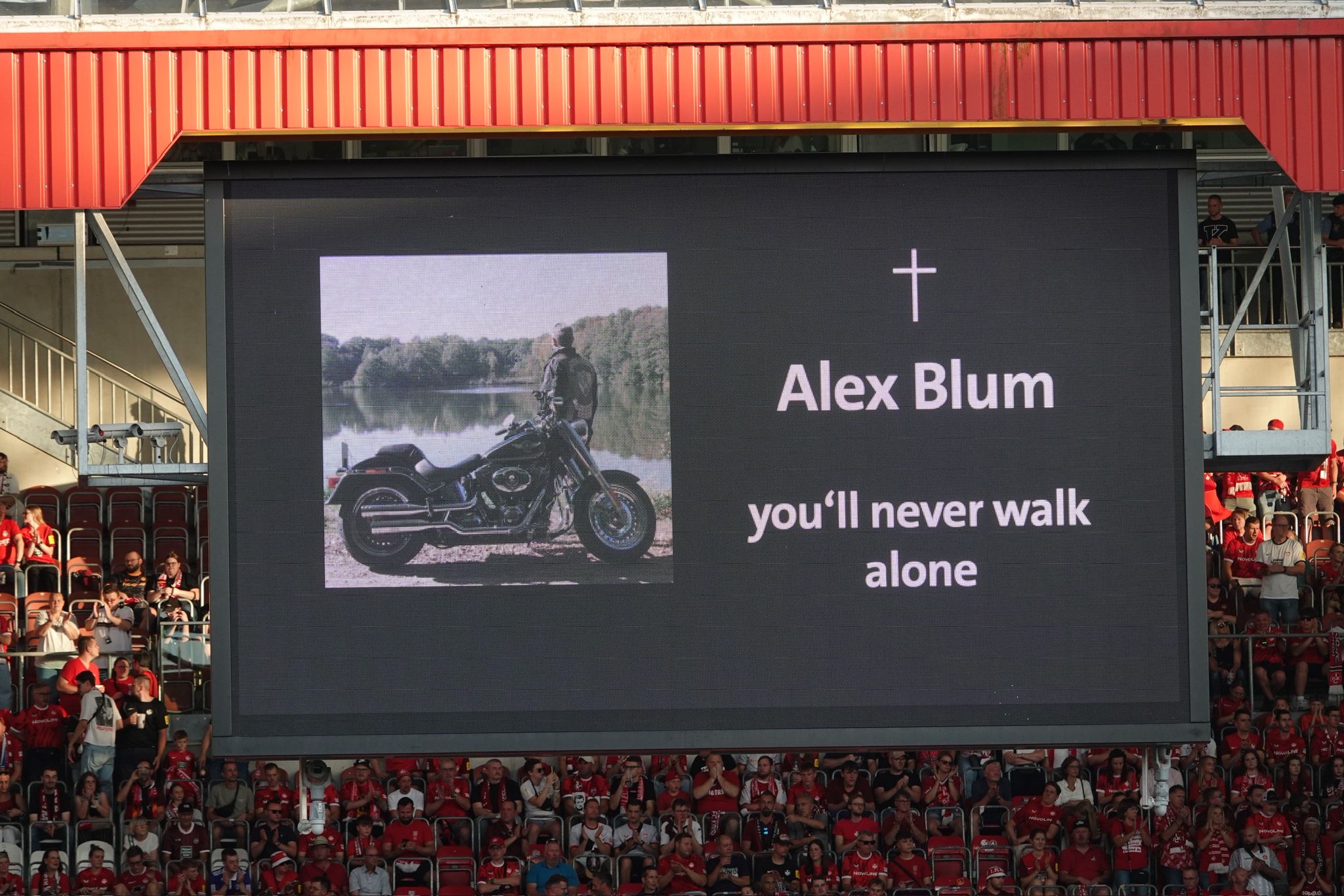 1. FC Kaiserslautern – FC Schalke 04 1-0 (4)