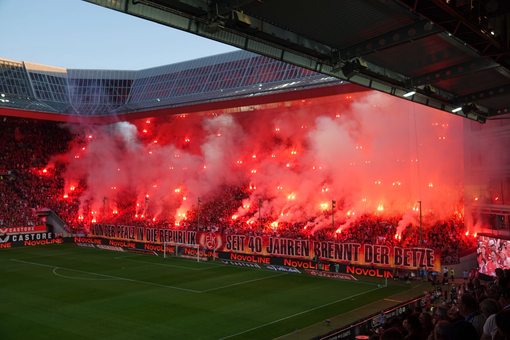 1. FC Kaiserslautern – FC Schalke 04 1-0 (5)