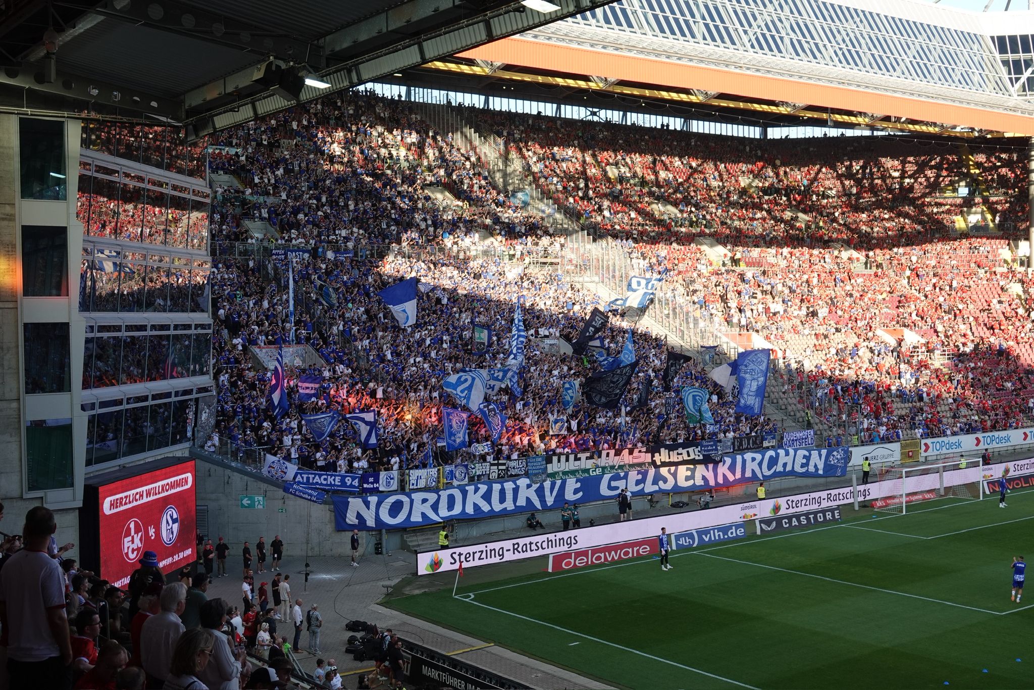 1. FC Kaiserslautern – FC Schalke 04 1-0 (2)