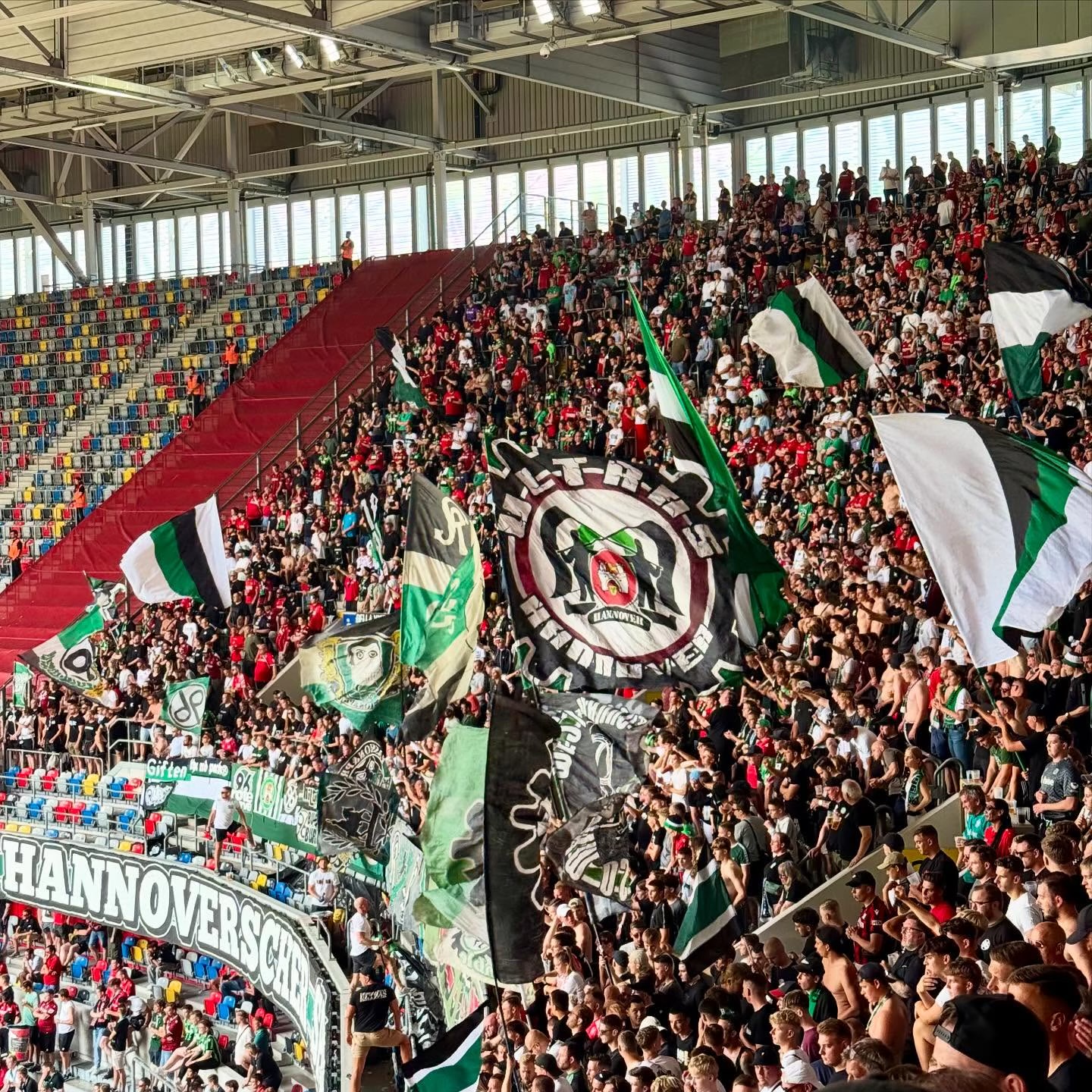 Fortuna Düsseldorf – Hannover 96 0-2 (3)