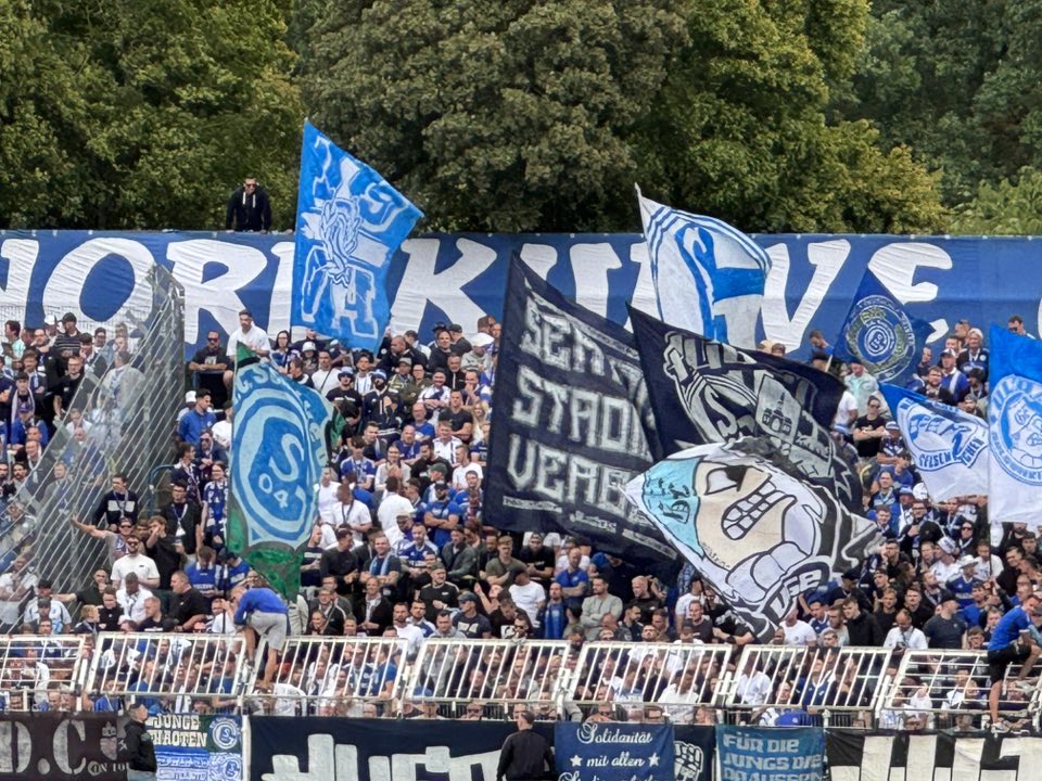 1. FC Lokmotive Leipzig – FC Schalke 04 0-1 n.V. (2)