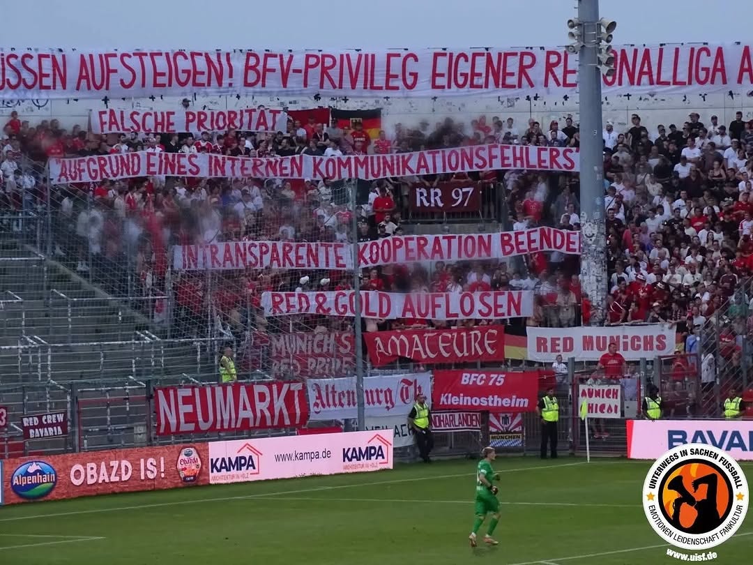 SpVgg Unterhaching – FC Bayern München II 2-0 (3)
