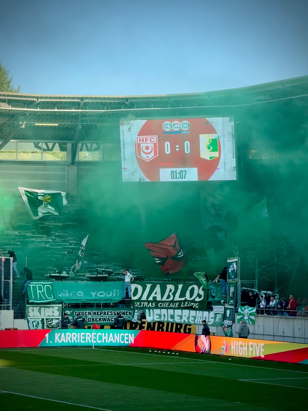 Hallescher FC – BSG Chemie Leipzig 0:0 (6)