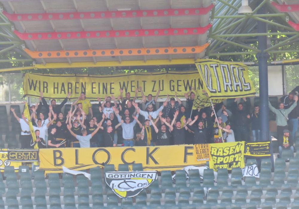 1. SC Göttingen 05 – BSC Acosta 3:0 (6)