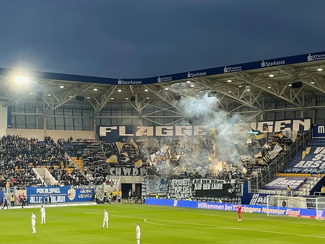 FC Carl Zeiss Jena – 1. FC Lokomotive Leipzig 1:0 (1)