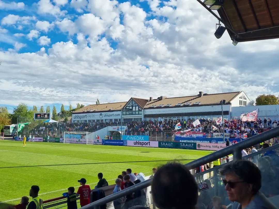 SpVgg Unterhaching – SpVgg Fürth II 5:2 (1)