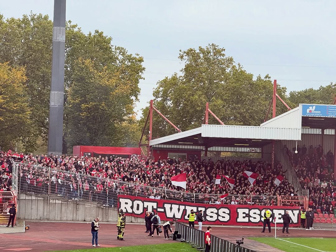 Rot-Weiß Oberhausen – Rot-Weiss Essen 3:2 (1)