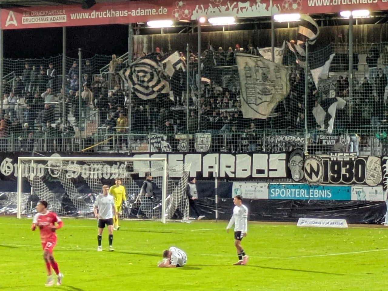 SV Wacker Burghausen – Würzburger Kickers 1:1 (5)