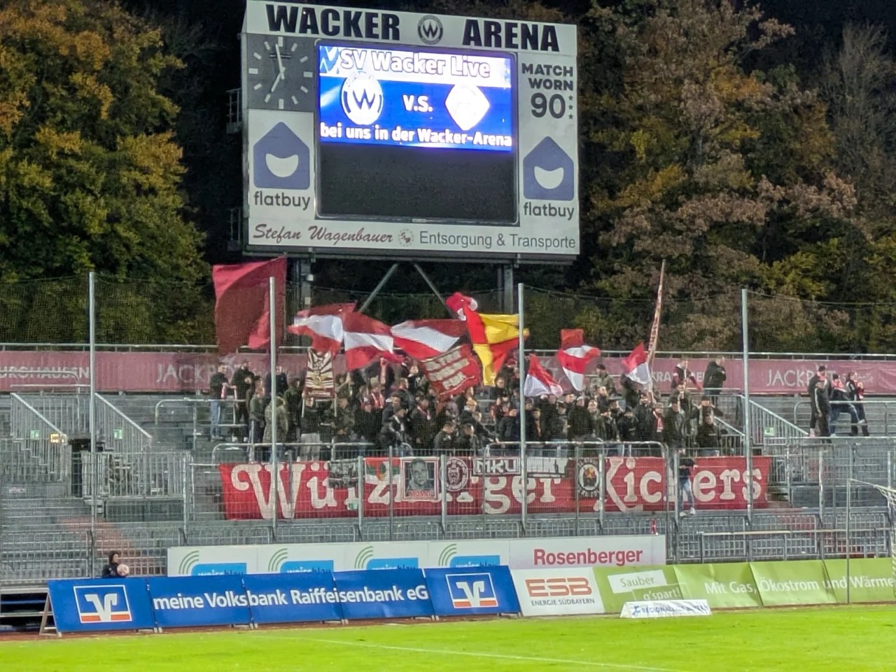 SV Wacker Burghausen – Würzburger Kickers 1:1 (2)