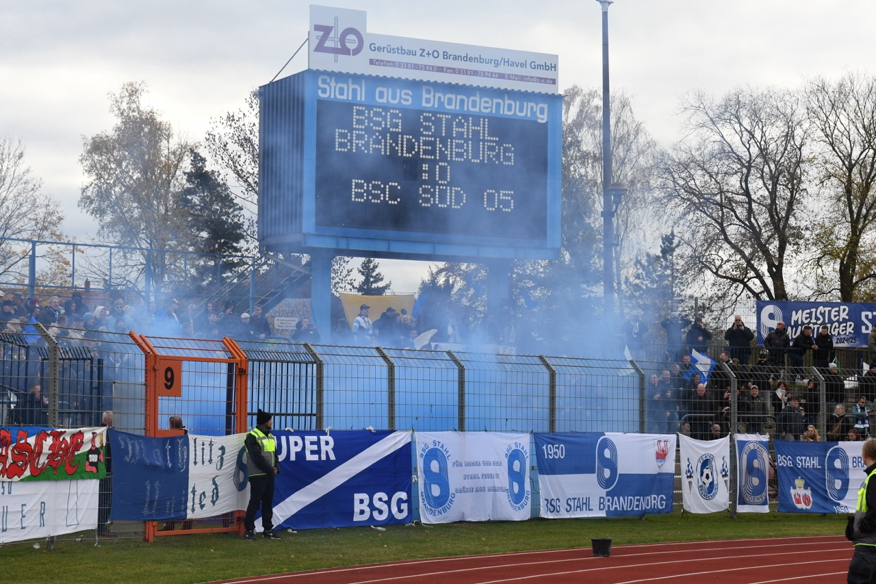 BSG Stahl Brandenburg – BSC Süd 05 1:0 (9)