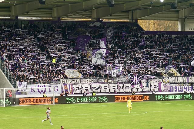 FC Erzgebirge Aue – SSV Jahn Regensburg 4:3 (2)