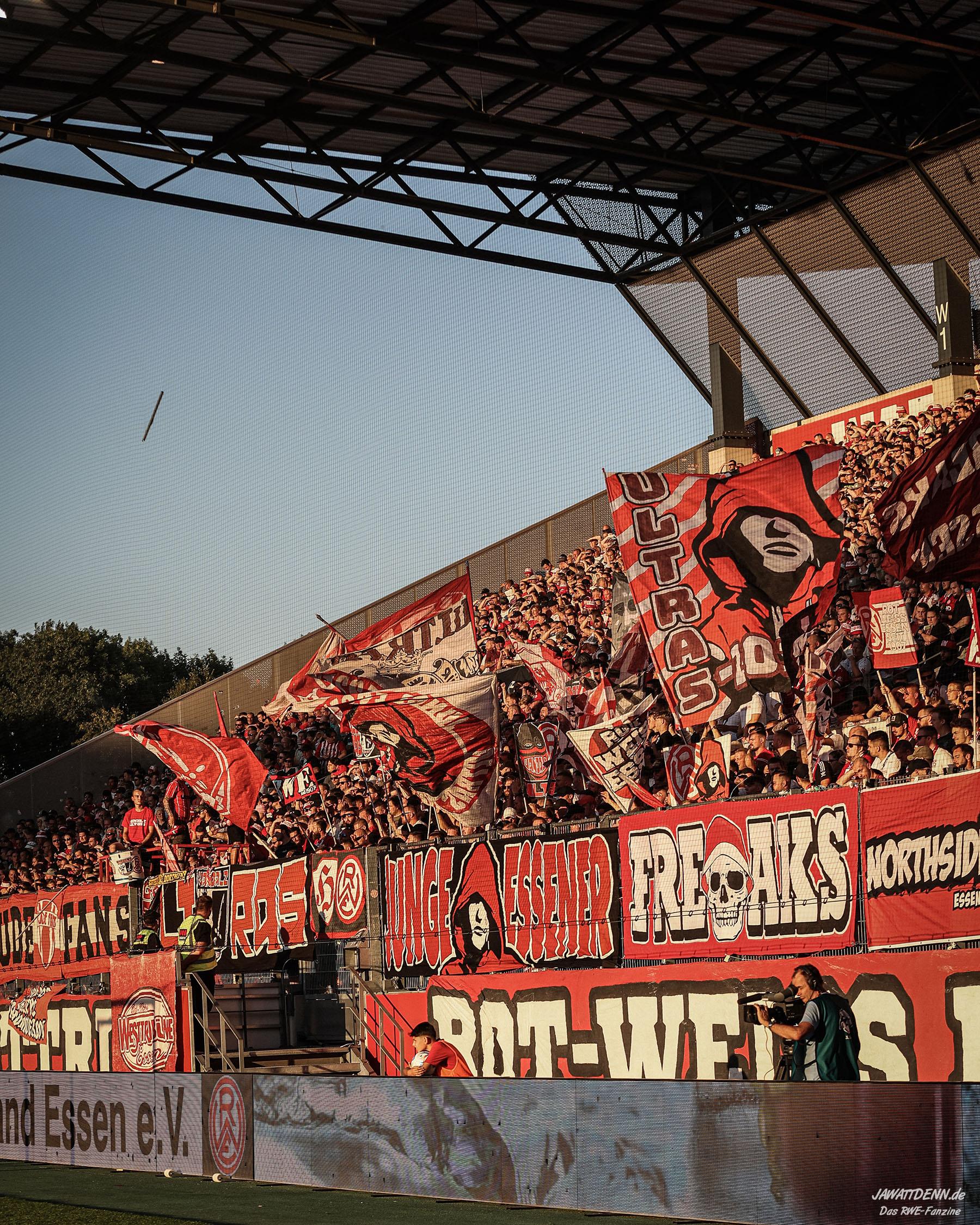 Heimfans | Rot-Weiss Essen – Viktoria Köln (09.08.2022) 1-4