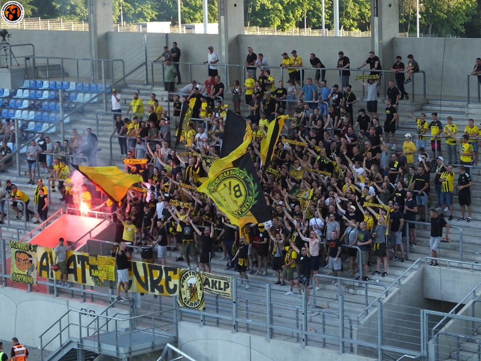 1. FC Saarbrücken – Borussia Dortmund II 1-0 (4)