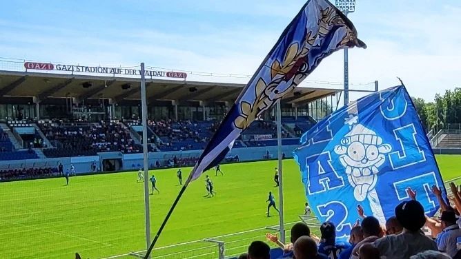 VfB Stuttgart II – SV Eintracht Trier 4-2 (2)