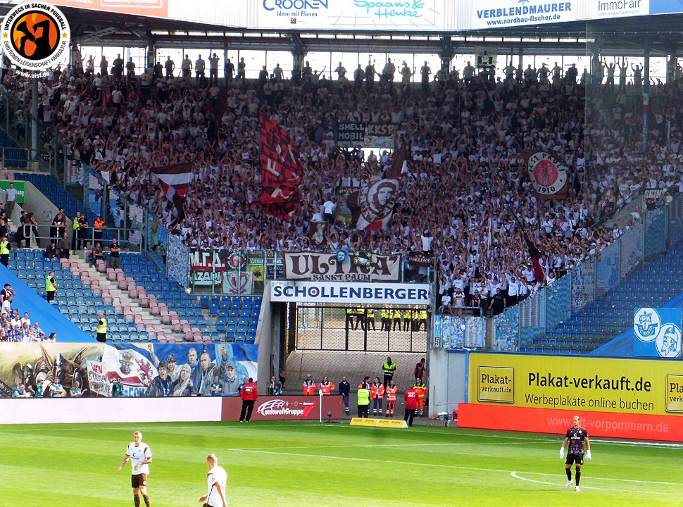 Gästefans | FC Hansa Rostock – FC St. Pauli (21.08.2022) 2-0