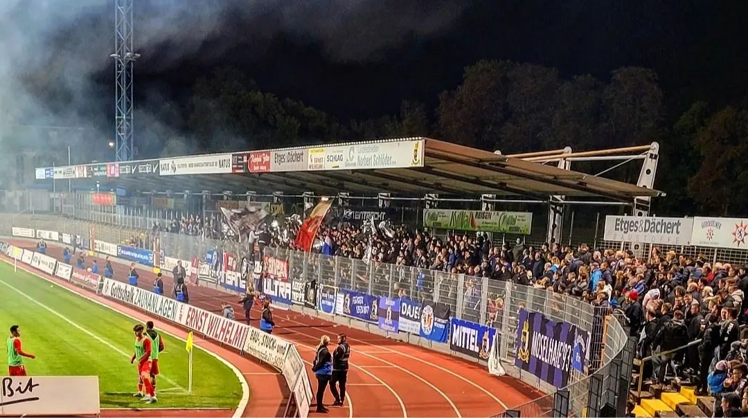 SV Eintracht Trier – FC Rot-Weiß Koblenz 2-1 (8)