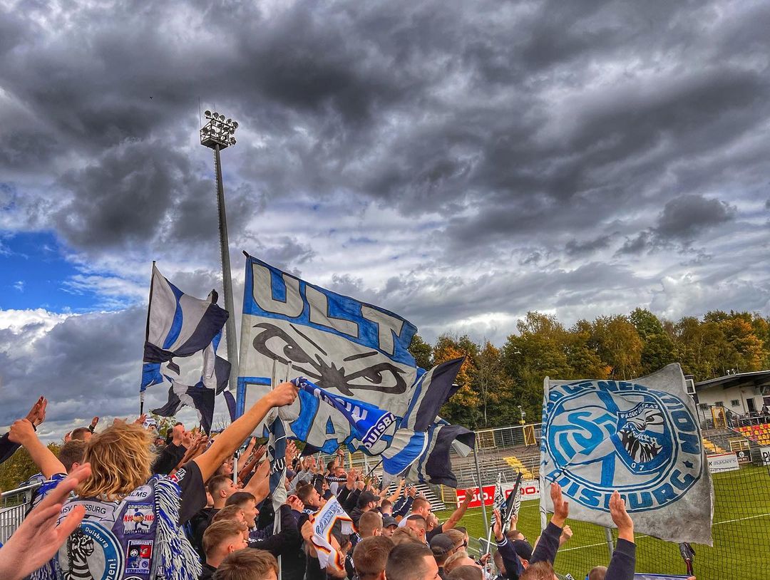 Gästefans | SV Elversberg – MSV Duisburg (08.10.2022) 3-0
