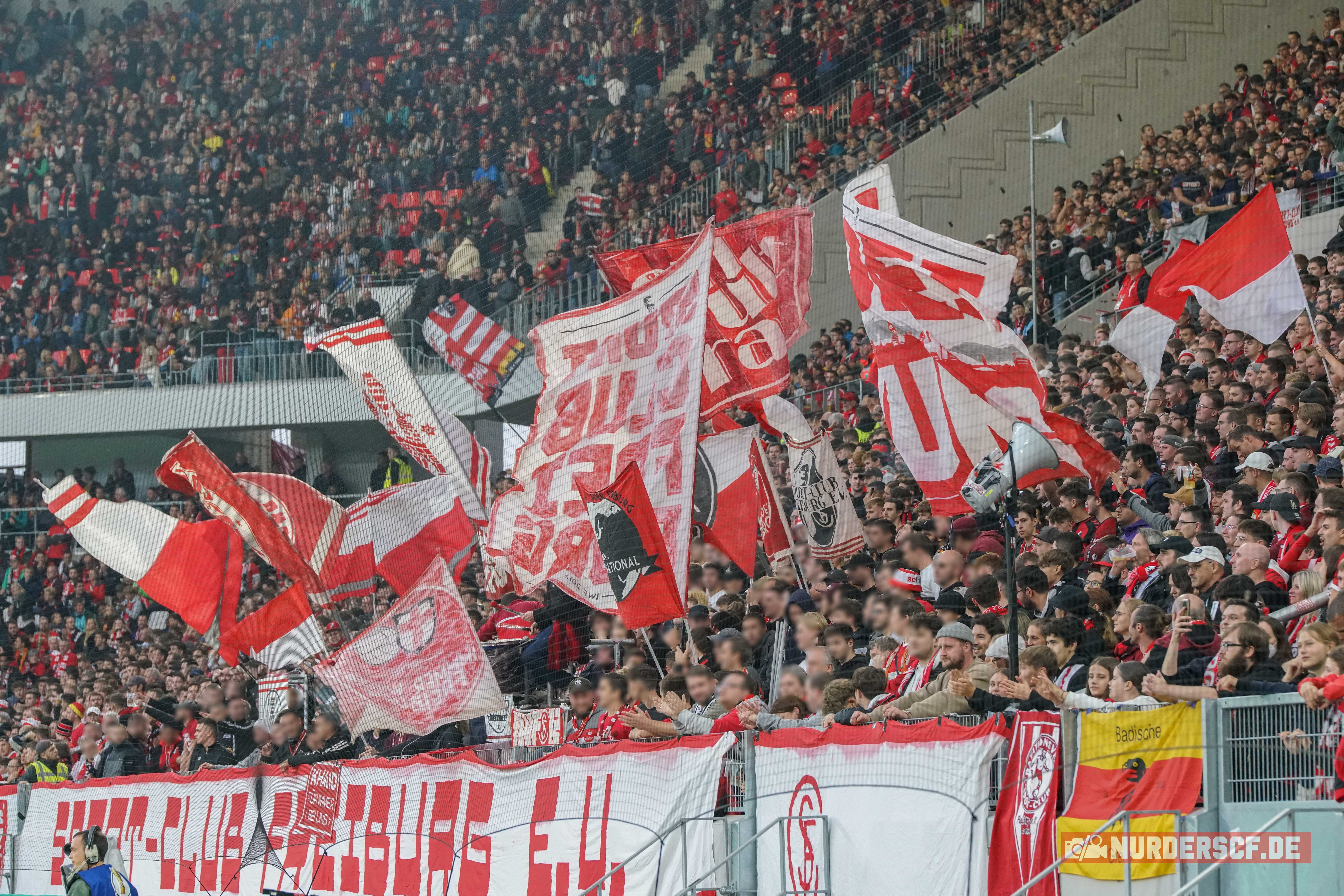 Heimfans | SC Freiburg – FC St. Pauli (19.10.2022) 2-1