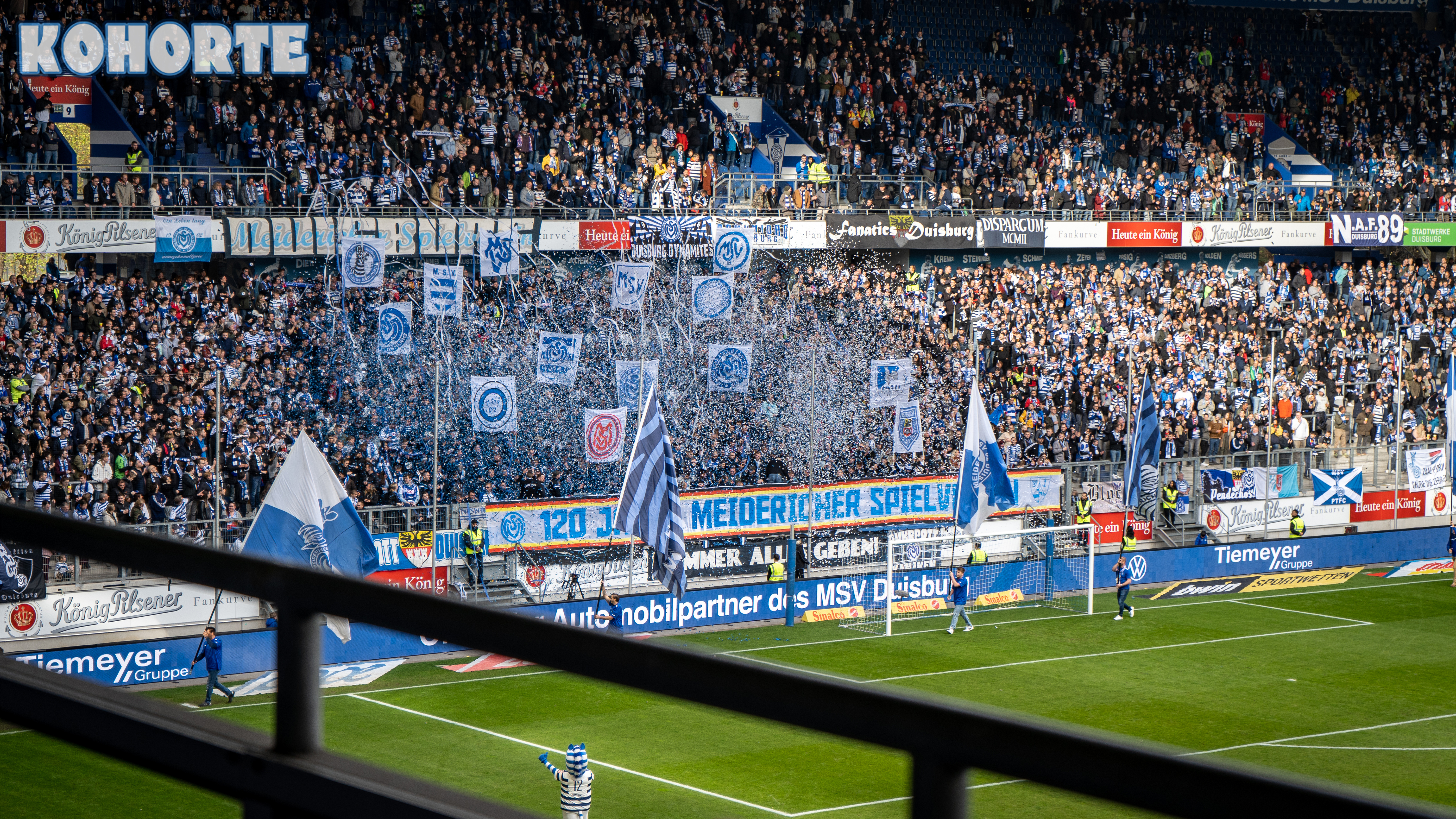 Heimfans | MSV Duisburg – SpVgg Bayreuth (05.11.2022) 1-1