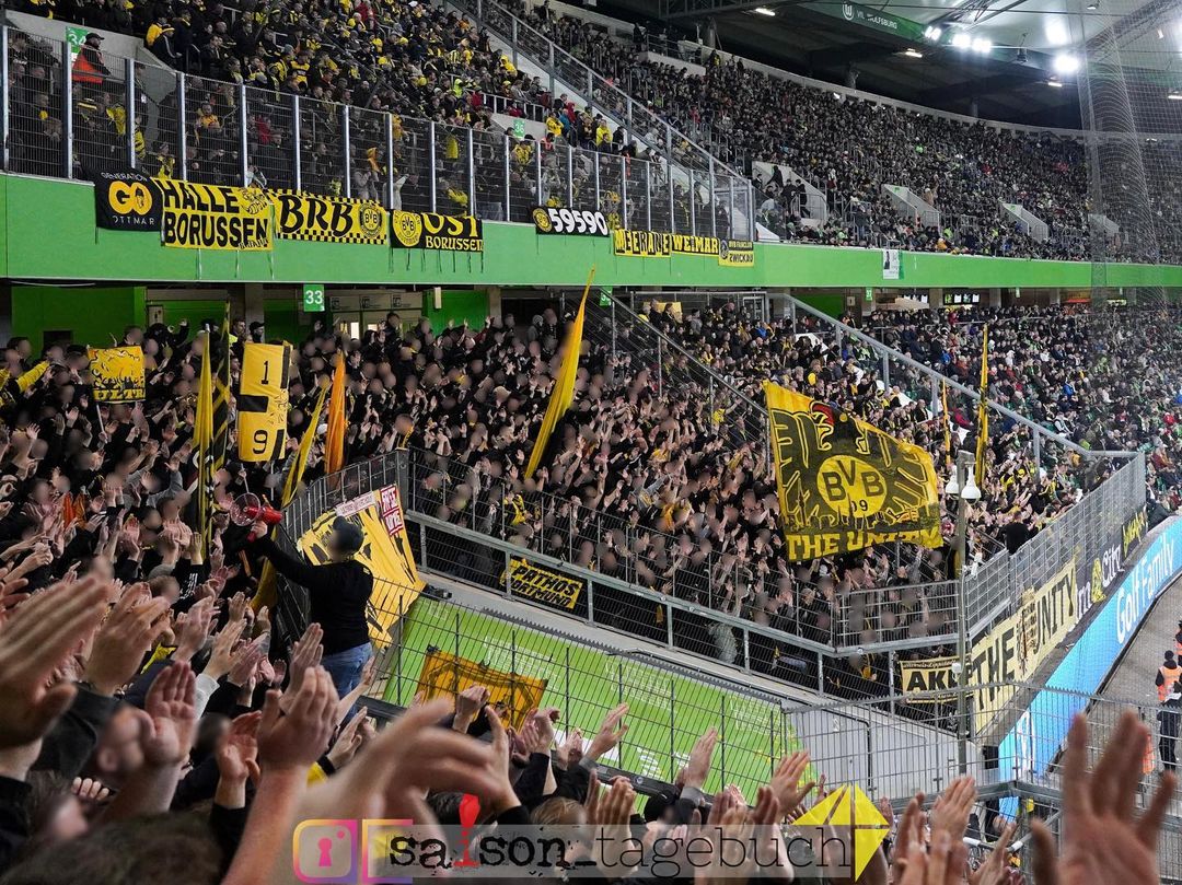 Gästefans | VfL Wolfsburg – Borussia Dortmund (08.11.2022) 2-0