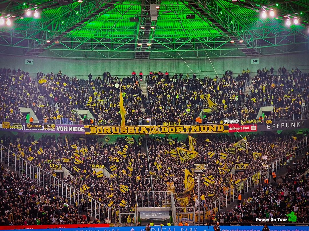 Gästefans | Borussia Mönchengladbach – Borussia Dortmund (11.11.2022) 4-2