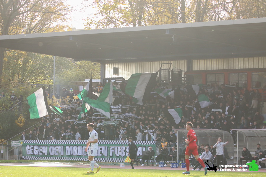 Borussia Mönchengladbach II – 1. FC Kaan-Marienborn 2-1 (9)